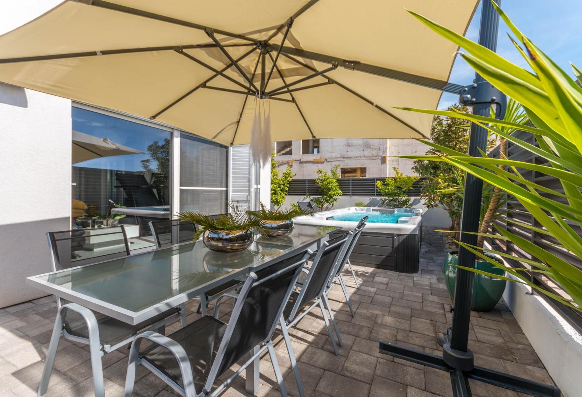 House With Pool Ledenko Apartment Биоград на Мору Екстериор снимка