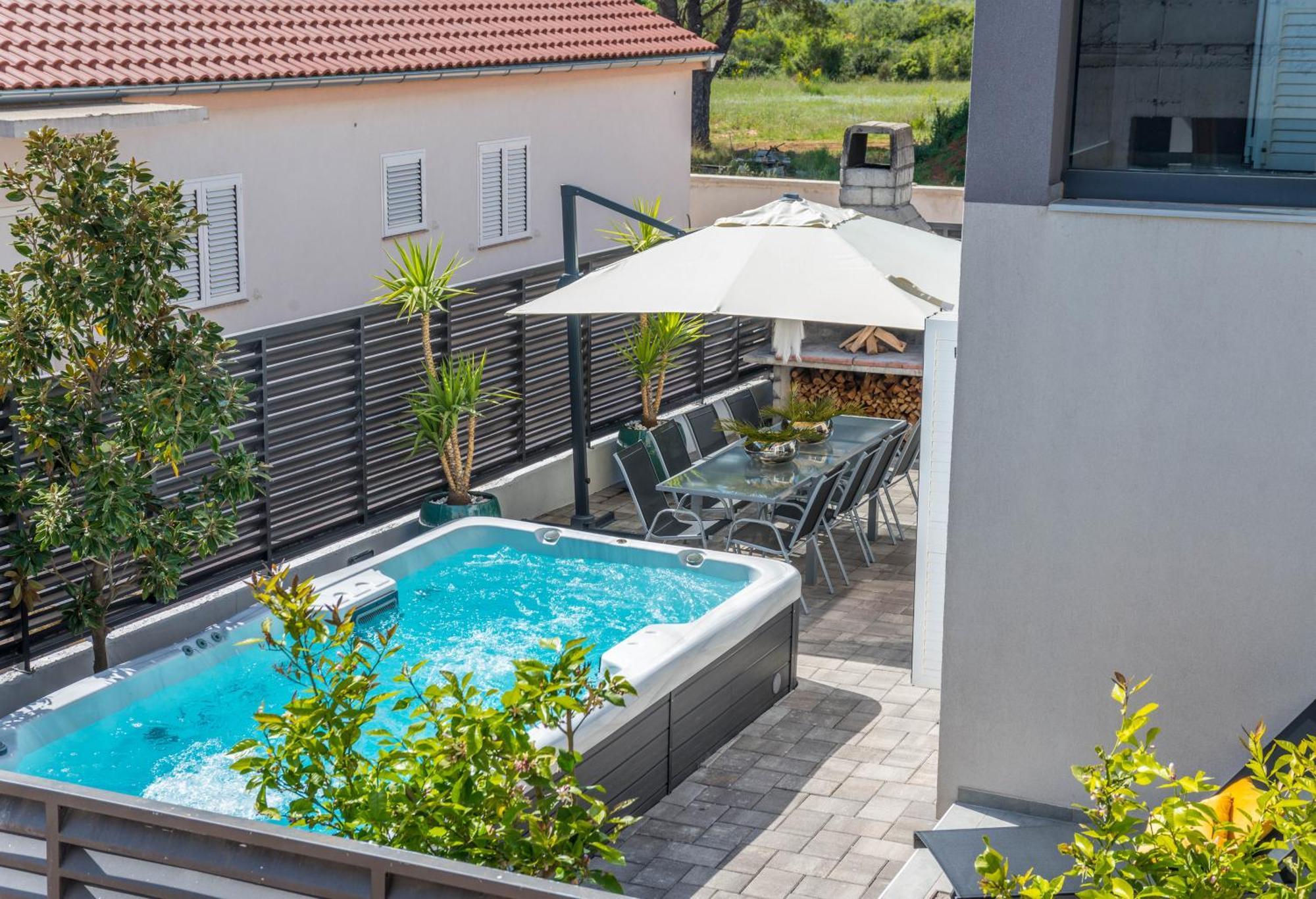 House With Pool Ledenko Apartment Биоград на Мору Екстериор снимка
