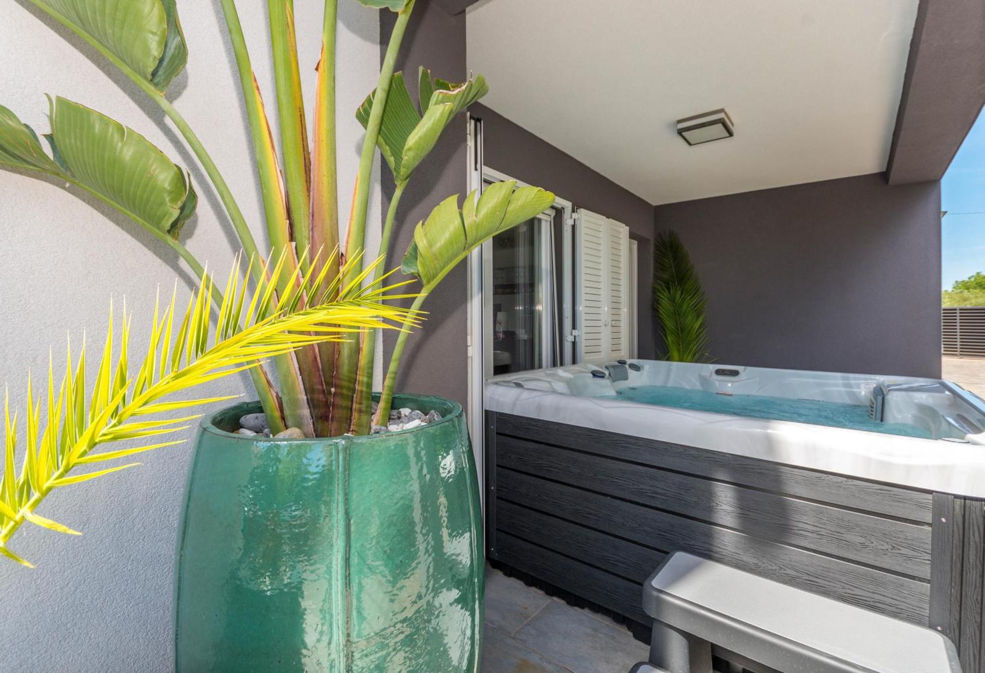 House With Pool Ledenko Apartment Биоград на Мору Екстериор снимка